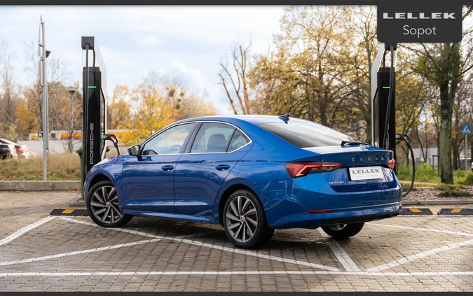 Skoda Octavia cena 124900 przebieg: 21000, rok produkcji 2022 z Jaworzyna Śląska małe 326